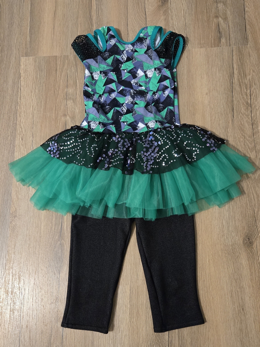 A Wish Come True Made in USA Girls Green Sequin Dance Costume Set SC 4-6